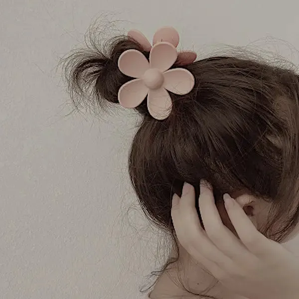 HAIR CLAW